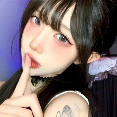 闪婚后,亿万总裁偏要宠我